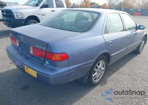 2000 Toyota Camry Xle V6 из США, поврежденный, VIN 4T1BF28K8YU109220